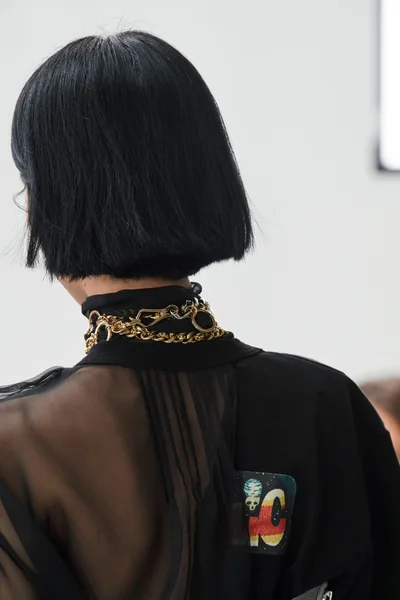 Look 69